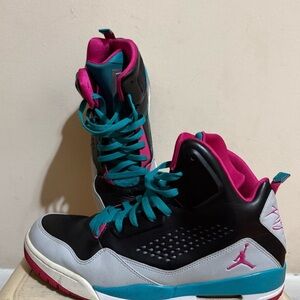 Jordan SC-3 Athletic Shoes - Black, White, Pink, Teal